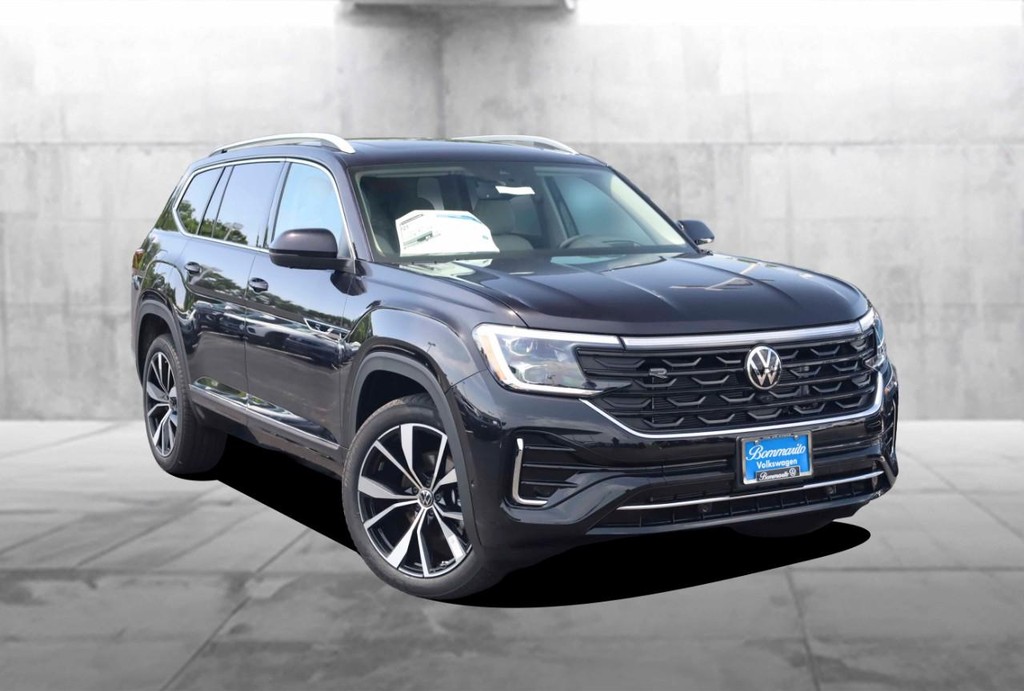 Volkswagen Atlas Vehicle Full-screen Gallery Image 2
