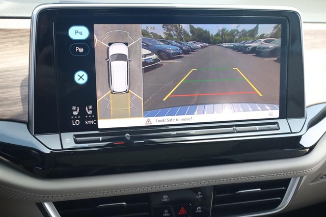 Volkswagen Atlas Vehicle Image 14