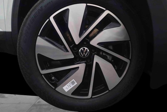 Volkswagen Atlas Vehicle Image 03