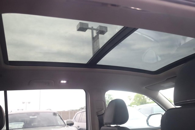 Volkswagen Atlas Vehicle Image 22