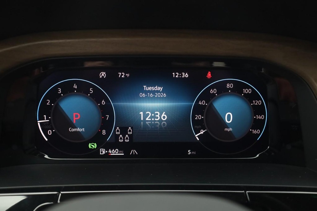 Volkswagen Atlas Vehicle Full-screen Gallery Image 13