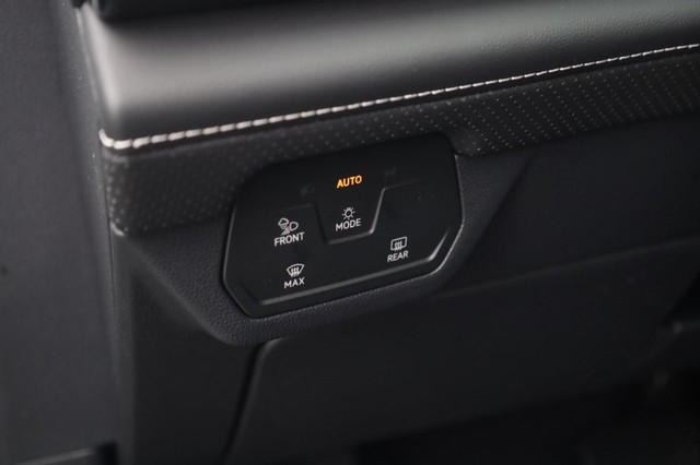 Volkswagen Atlas Vehicle Image 12