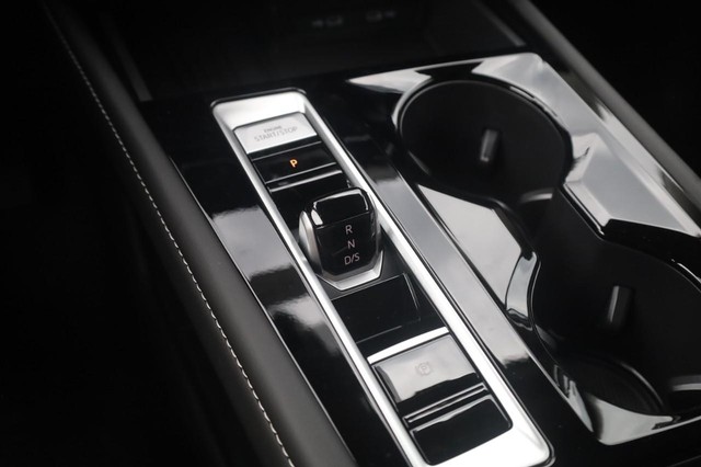 Volkswagen Atlas Vehicle Image 18