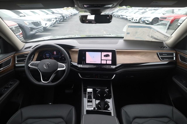 Volkswagen Atlas Vehicle Image 07