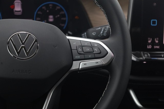 Volkswagen Atlas Vehicle Image 09