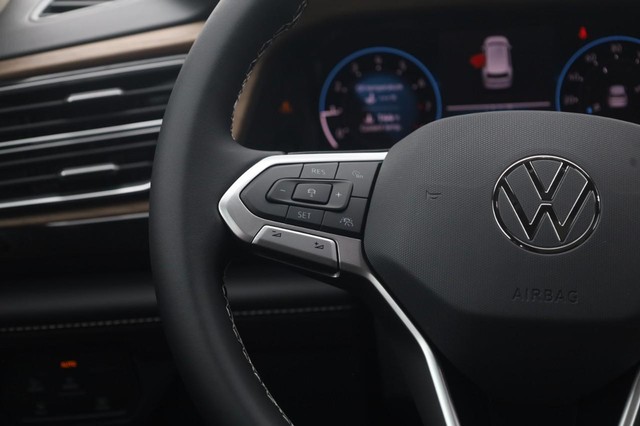 Volkswagen Atlas Vehicle Image 10