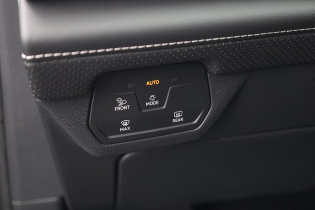 Volkswagen Atlas Vehicle Image 12