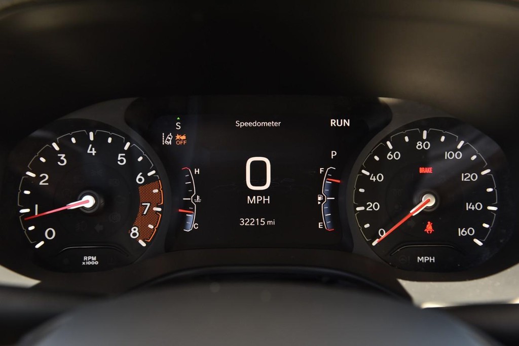 Jeep Compass Vehicle Full-screen Gallery Image 12