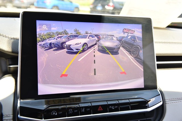 Jeep Compass Vehicle Image 13