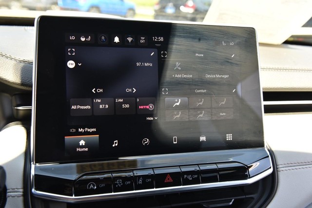 Jeep Compass Vehicle Image 14