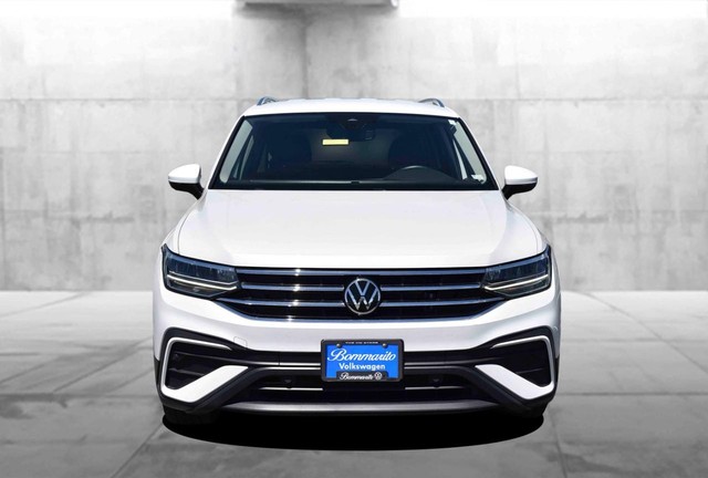 Volkswagen Tiguan Vehicle Image 04
