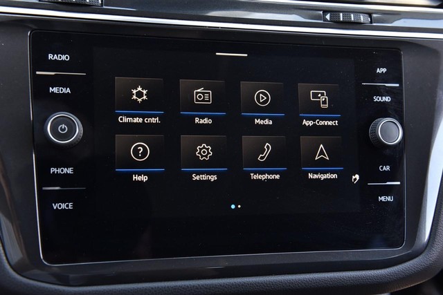 Volkswagen Tiguan Vehicle Image 13