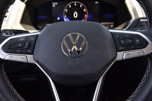Volkswagen Tiguan Vehicle Image 17