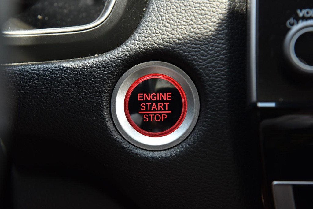 Honda CR-V Vehicle Full-screen Gallery Image 18