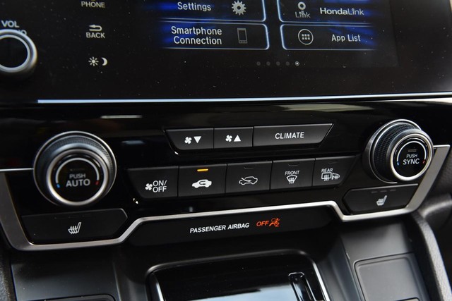 Honda CR-V Vehicle Image 16