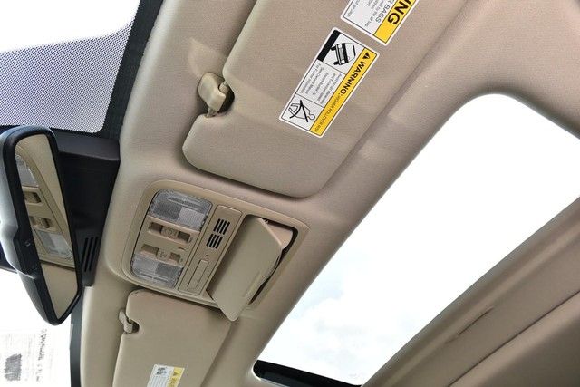 Honda CR-V Vehicle Image 23