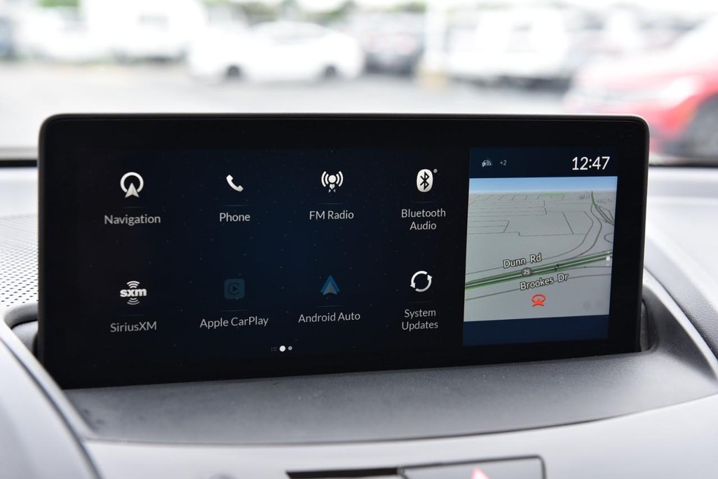 Acura RDX Vehicle Full-screen Gallery Image 16