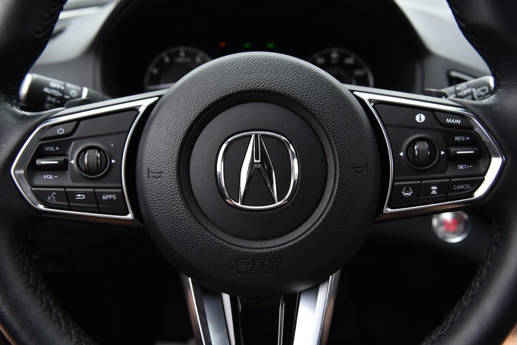 Acura RDX Vehicle Full-screen Gallery Image 21