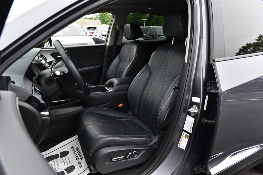 Acura RDX Vehicle Full-screen Gallery Image 22