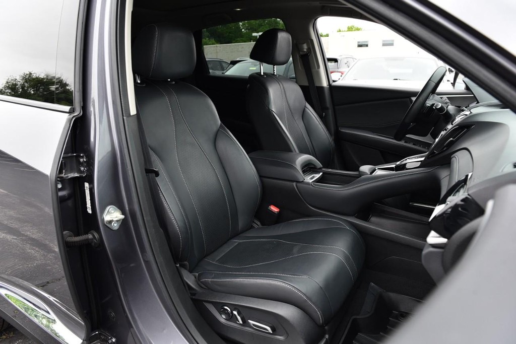 Acura RDX Vehicle Full-screen Gallery Image 23