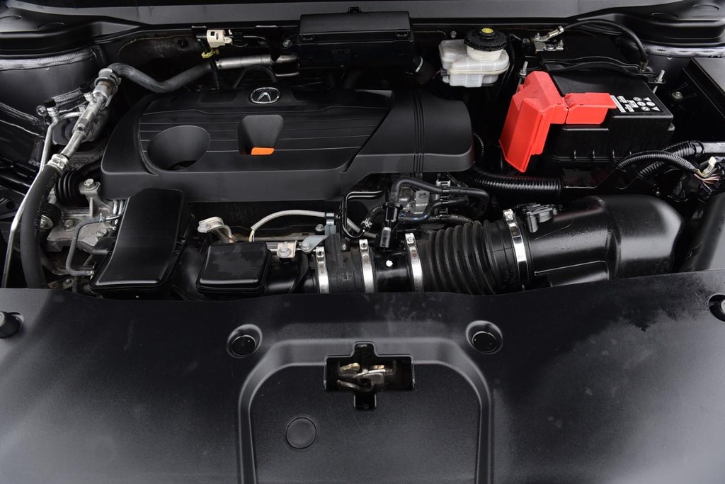 Acura RDX Vehicle Full-screen Gallery Image 30