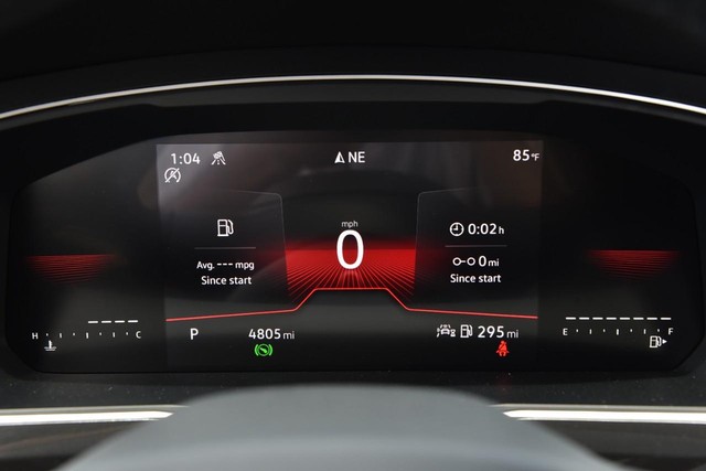 Volkswagen Tiguan Vehicle Image 12