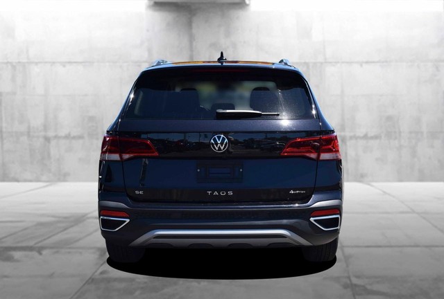 Volkswagen Taos Vehicle Image 06