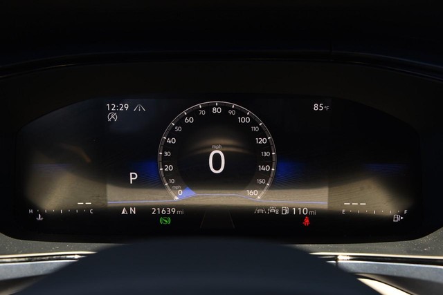 Volkswagen Taos Vehicle Image 12