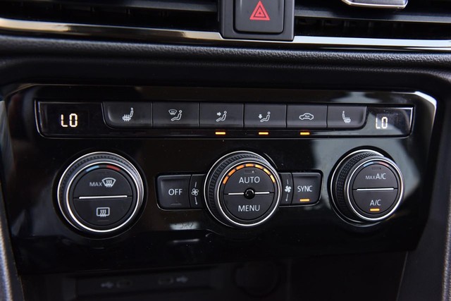 Volkswagen Taos Vehicle Image 15