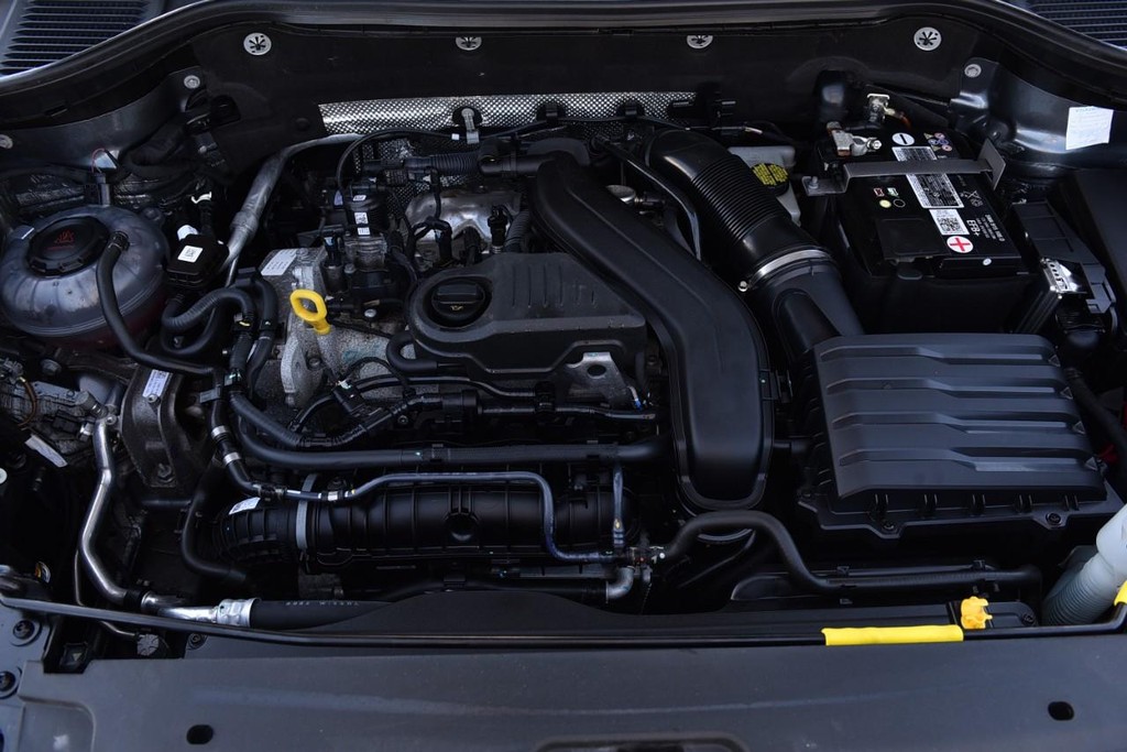 Volkswagen Taos Vehicle Full-screen Gallery Image 27