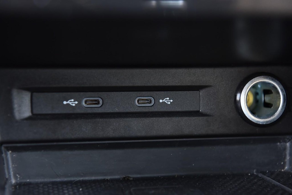 Volkswagen Tiguan Vehicle Full-screen Gallery Image 15