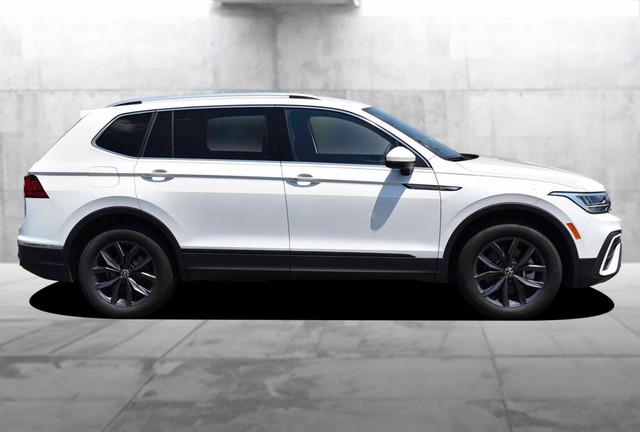 Volkswagen Tiguan Vehicle Image 05