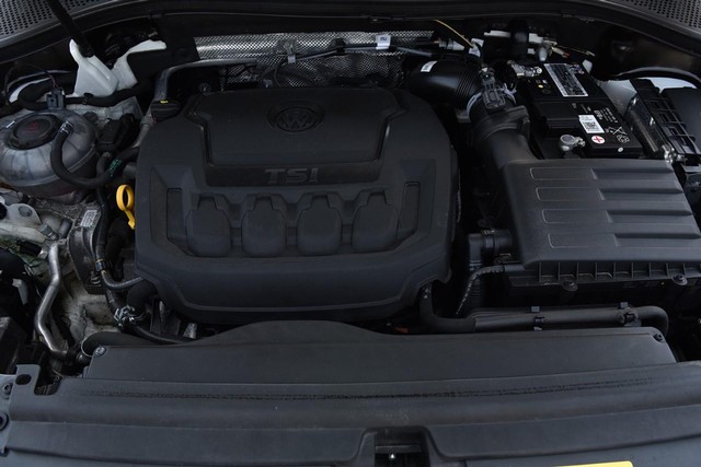 Volkswagen Tiguan Vehicle Image 25