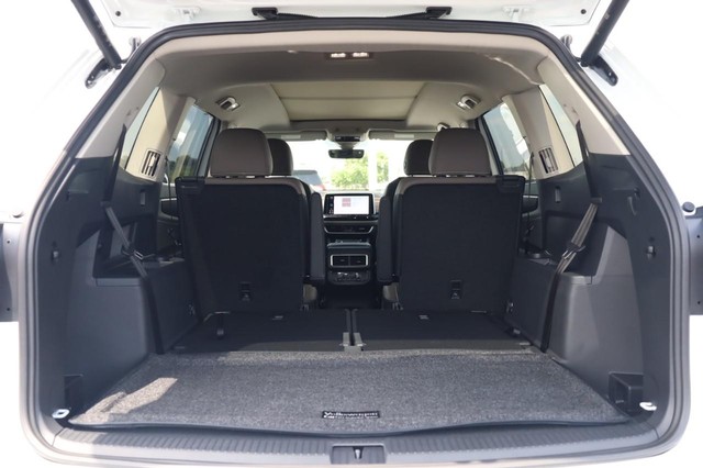 Volkswagen Atlas Vehicle Image 09