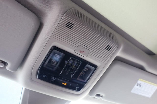 Volkswagen Atlas Vehicle Image 18