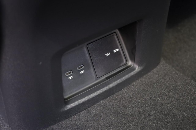 Volkswagen Atlas Vehicle Image 25