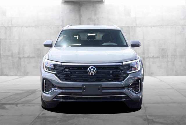 Volkswagen Atlas Cross Sport Vehicle Image 04
