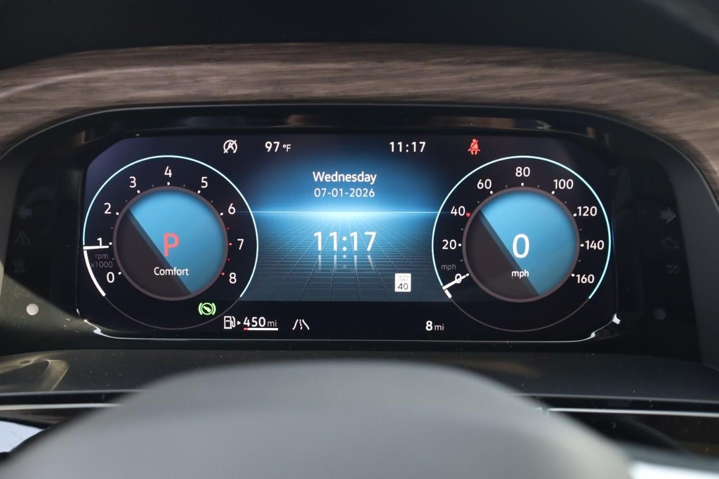 Volkswagen Atlas Vehicle Full-screen Gallery Image 12