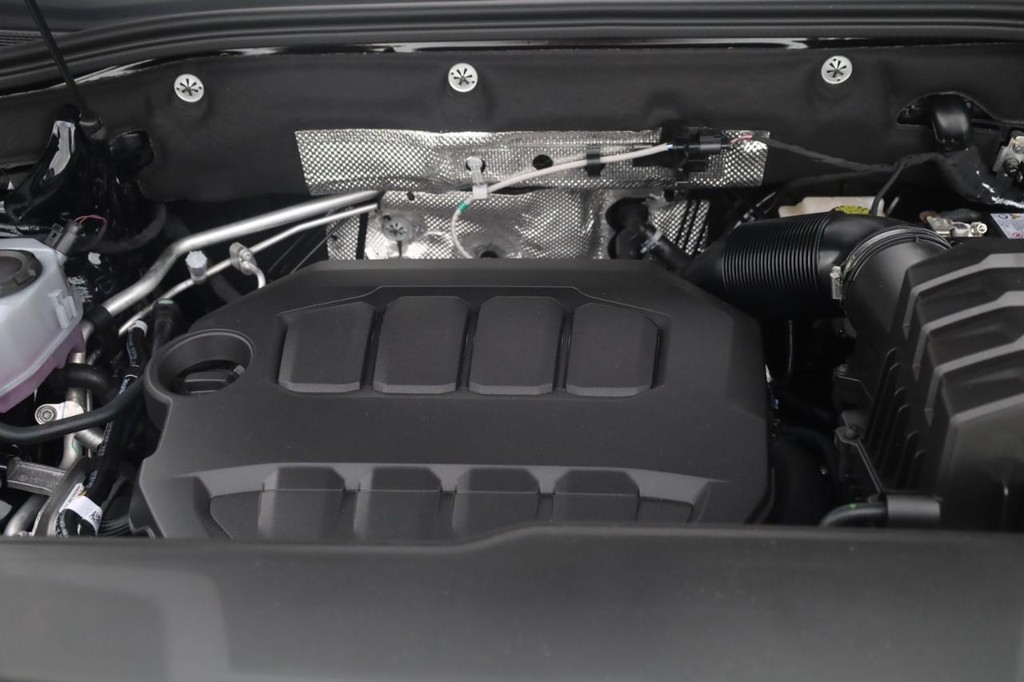 Volkswagen Atlas Vehicle Full-screen Gallery Image 24