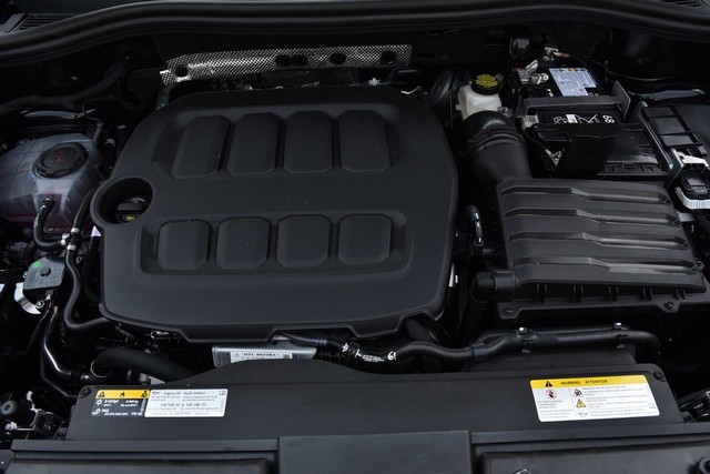 Volkswagen Tiguan Vehicle Image 27