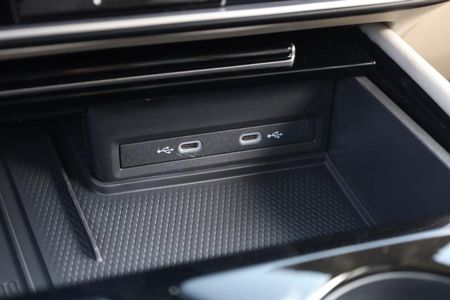 Volkswagen Atlas Vehicle Image 15