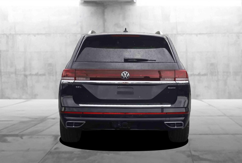 Volkswagen Atlas Vehicle Full-screen Gallery Image 6