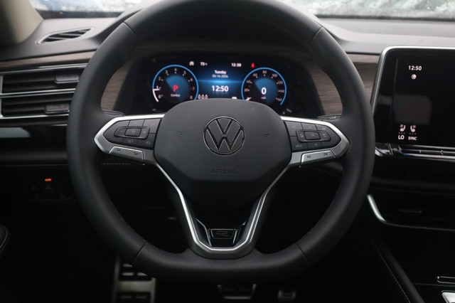 Volkswagen Atlas Vehicle Image 08