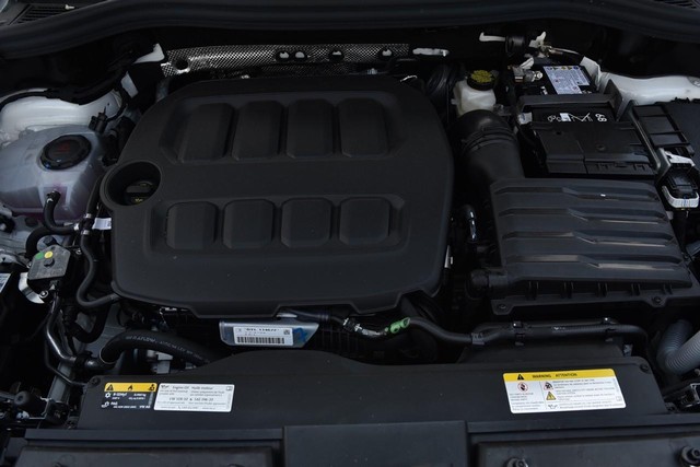 Volkswagen Tiguan Vehicle Image 26