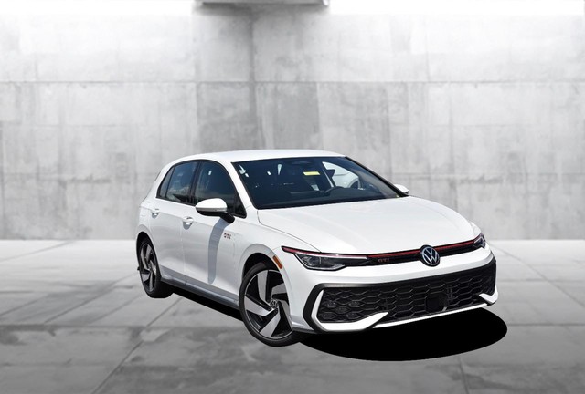 Volkswagen Golf GTI Vehicle Image 02