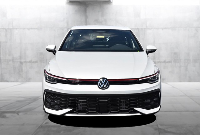 Volkswagen Golf GTI Vehicle Image 04