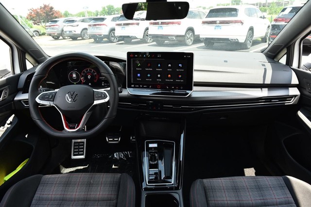 Volkswagen Golf GTI Vehicle Image 07