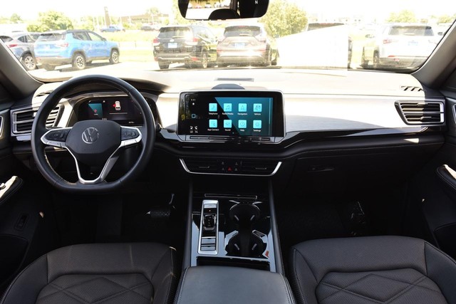 Volkswagen Atlas Cross Sport Vehicle Image 07