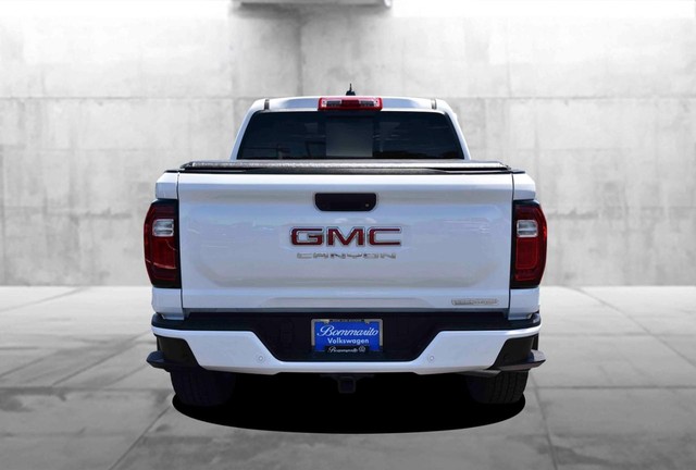 GMC Canyon Vehicle Image 06