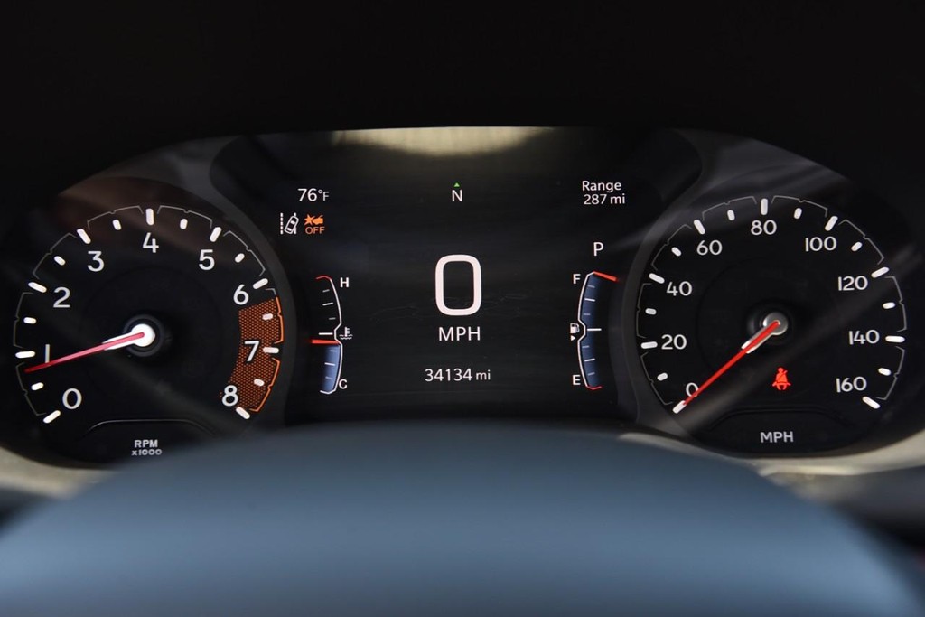 Jeep Compass Vehicle Full-screen Gallery Image 12